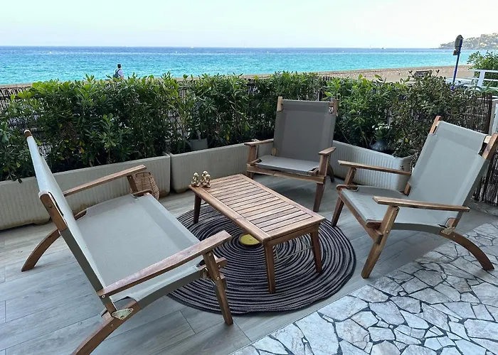 Appartement En Rez De Jardin Sur La Mer